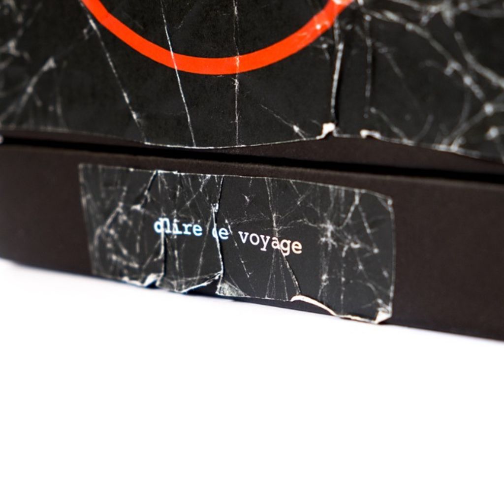 Filippo Sorcinelli Perfumes born in 2014; dedicated to the artistic passions of their creator:
Gothic art, music, photography…the fog.Shop at fragrapedia.com