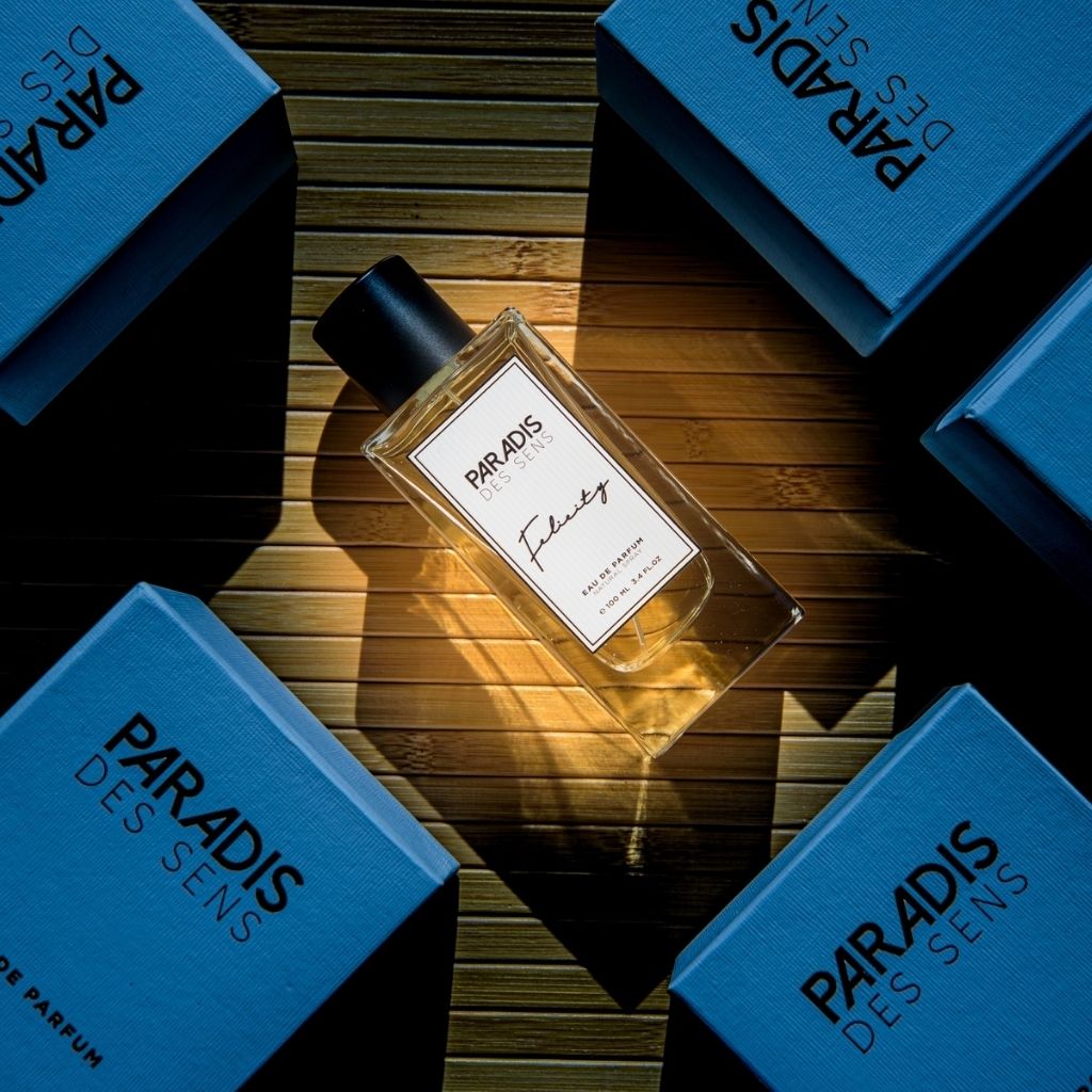 PARADIS DES SENS’s scents are all created with the finest materials & hundreds of years old craftsman ship, paired with cutting edge technology, produced to the world by Arcadie De Niche, a symbol of beauty at the heart of Paris, Champs-Élysées.