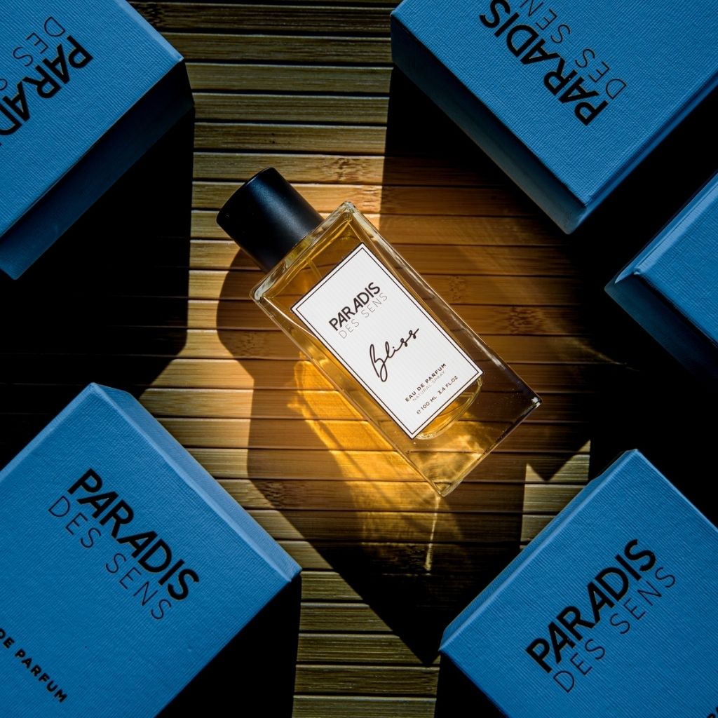 PARADIS DES SENSÃƒÂ¢Ã¢â€šÂ¬Ã¢â€žÂ¢s scents are all created with the finest materials & hundreds of years old craftsman ship, paired with cutting edge technology, produced to the world by Arcadie De Niche, a symbol of beauty at the heart of Paris, Champs-ÃƒÆ’Ã¢â‚¬Â°lysÃƒÆ’Ã‚Â©es. Shop at www.fragrapedia.com