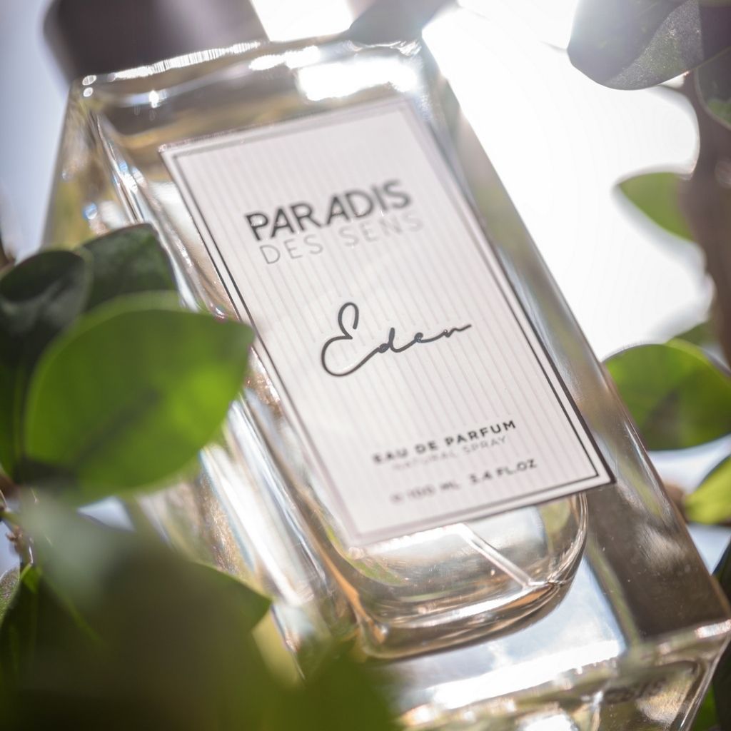 PARADIS DES SENSÃƒÂ¢Ã¢â€šÂ¬Ã¢â€žÂ¢s scents are all created with the finest materials & hundreds of years old craftsman ship, paired with cutting edge technology, produced to the world by Arcadie De Niche, a symbol of beauty at the heart of Paris, Champs-ÃƒÆ’Ã¢â‚¬Â°lysÃƒÆ’Ã‚Â©es.