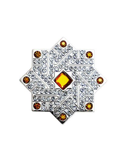 Topaz Eau de Parfum by Kajal Perfumes Paris radiates elegance, blending sparkling notes that evoke the brilliance of crystals and gems—an olfactory jewel reminiscent of luxe ruby-inspired scents.